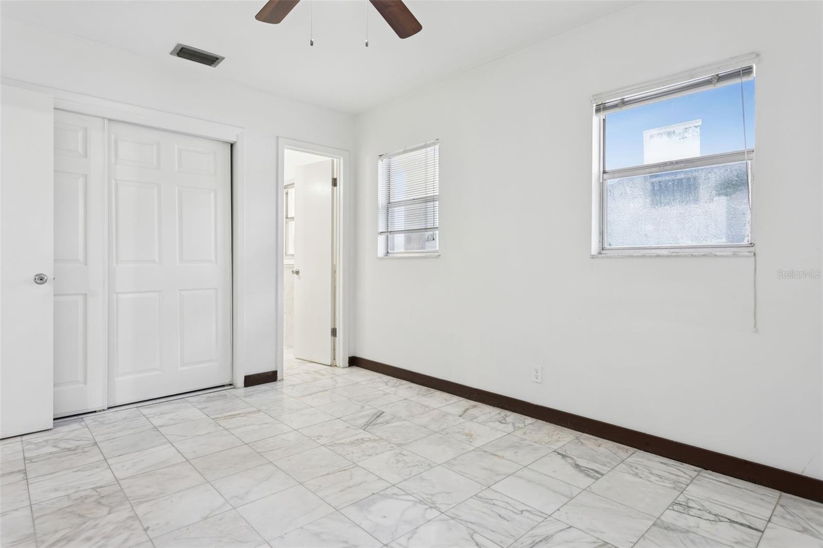 Image 15 of 28 For 420 Chippewa Avenue