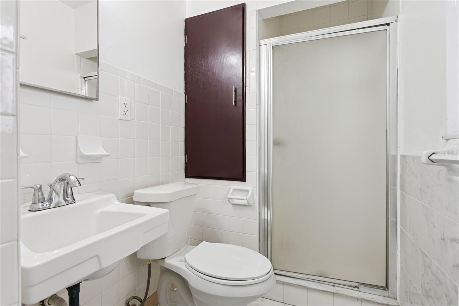 Image 16 of 28 For 420 Chippewa Avenue