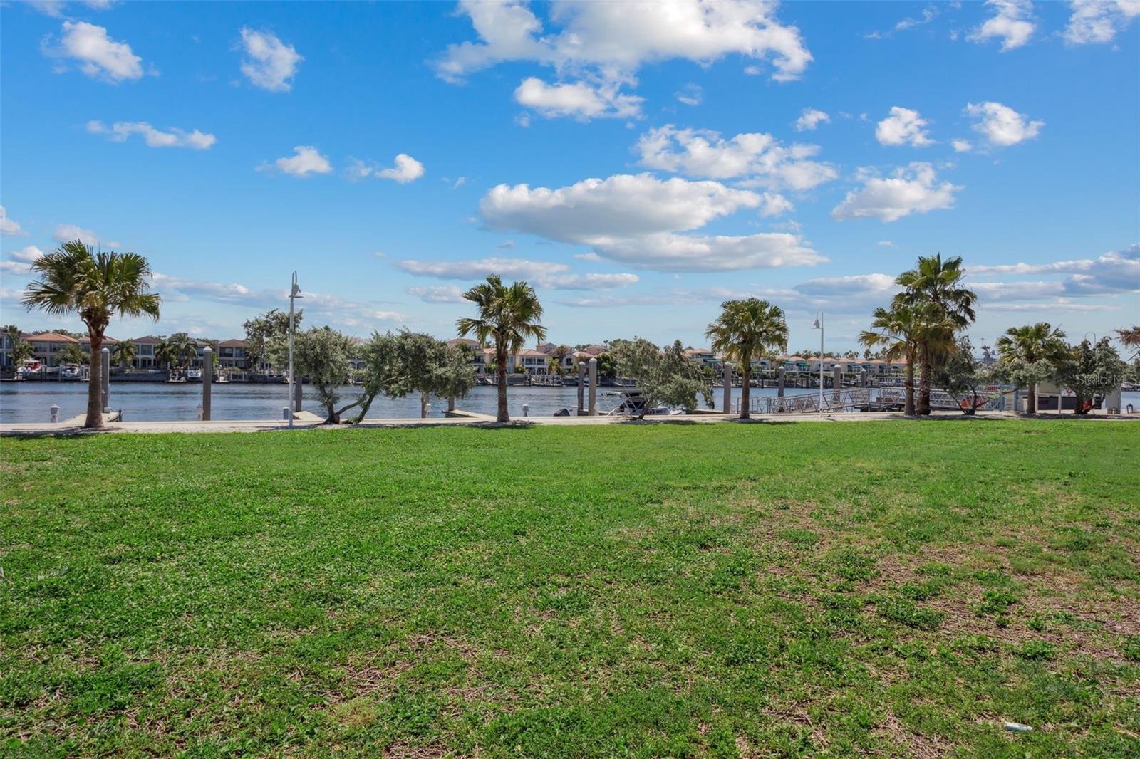 Image 24 of 28 For 420 Chippewa Avenue