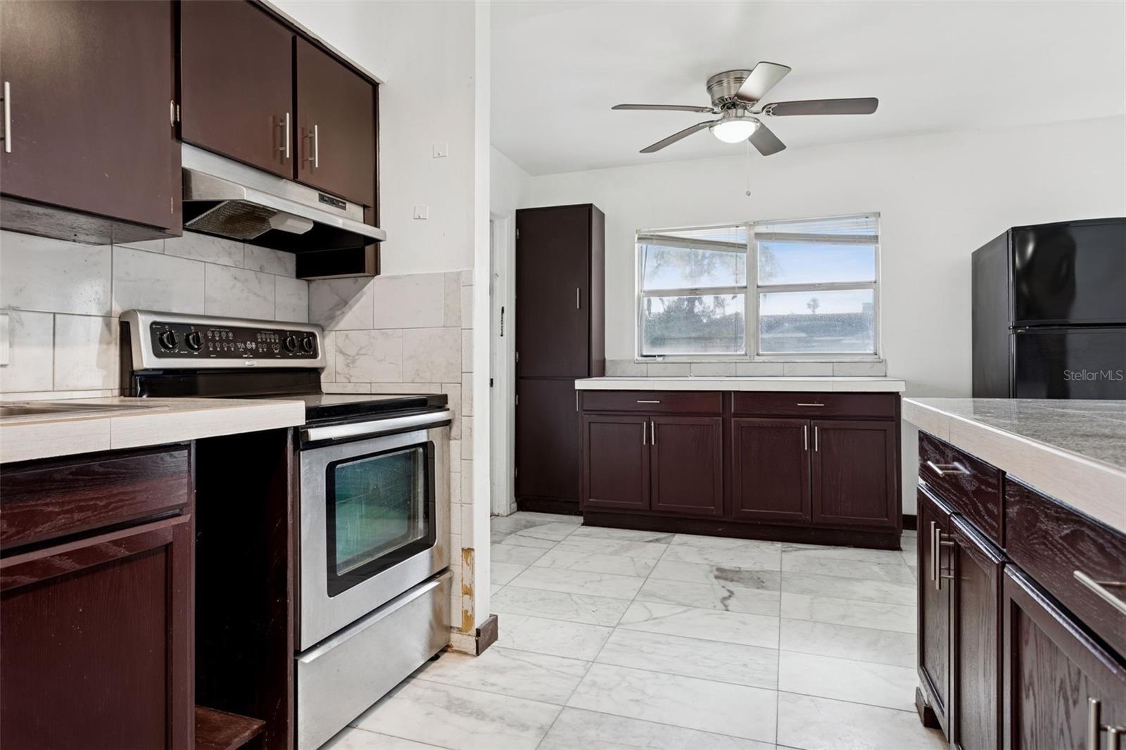 Image 8 of 28 For 420 Chippewa Avenue