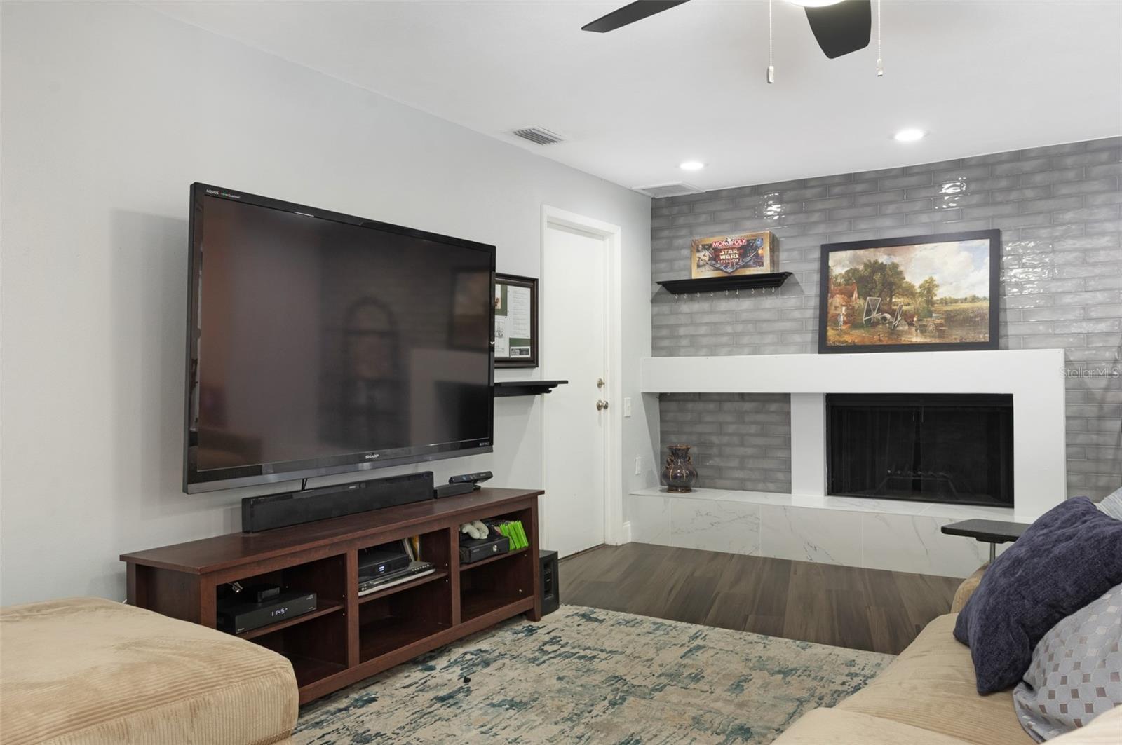 Image 19 of 41 For 1467 Ridge Top Way