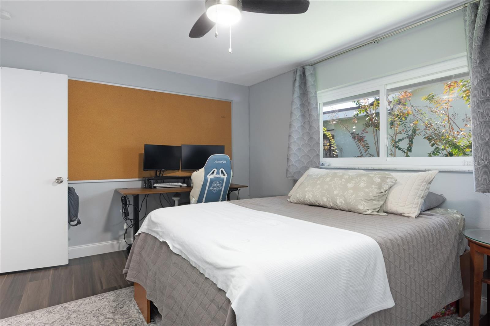 Image 33 of 41 For 1467 Ridge Top Way