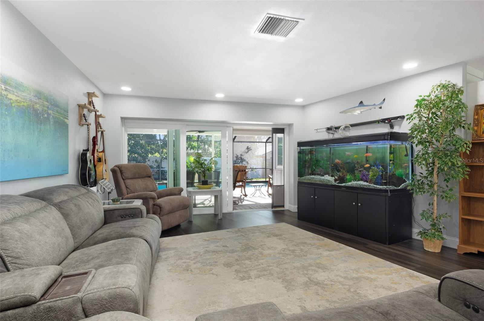 Image 9 of 41 For 1467 Ridge Top Way