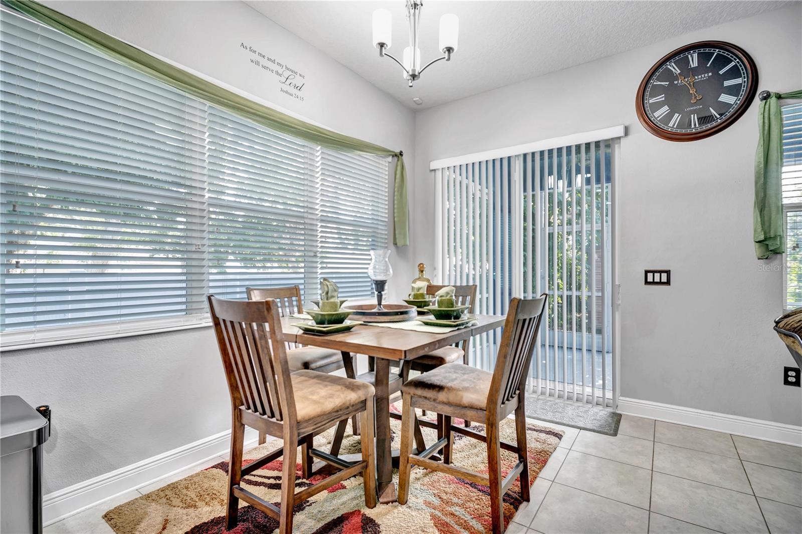 Image 15 of 51 For 2806 Saint Isabel Street