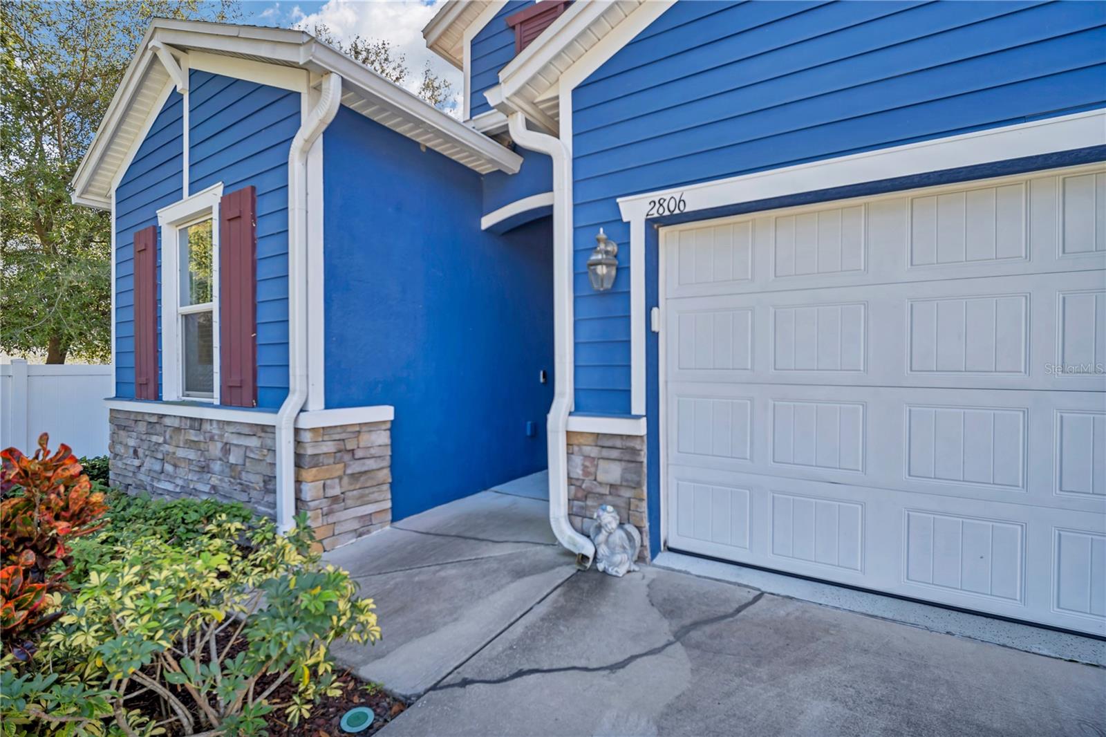 Image 2 of 51 For 2806 Saint Isabel Street