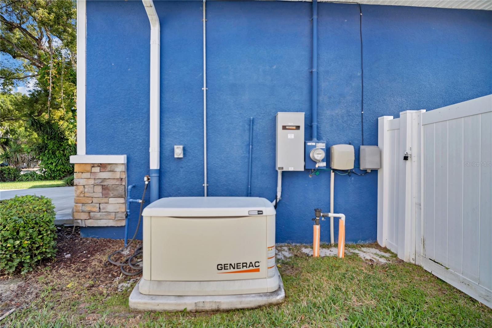 Image 43 of 51 For 2806 Saint Isabel Street