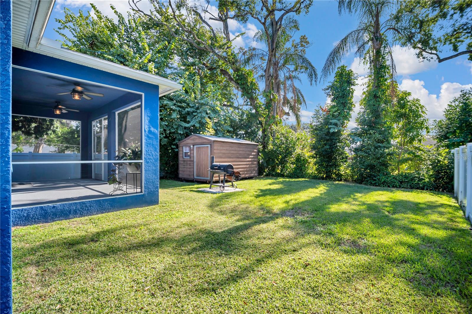 Image 44 of 51 For 2806 Saint Isabel Street