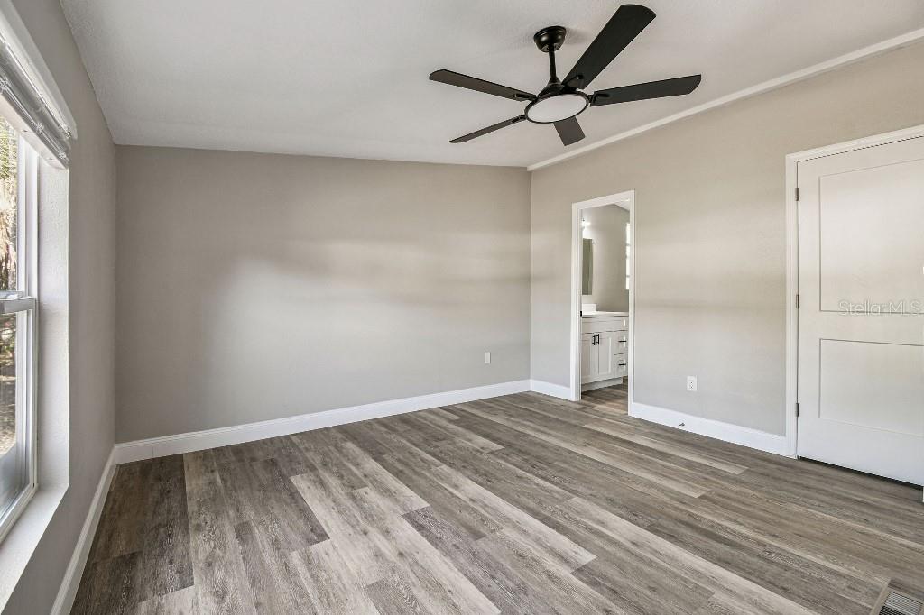 Image 49 of 60 For 7019 50th Avenue S