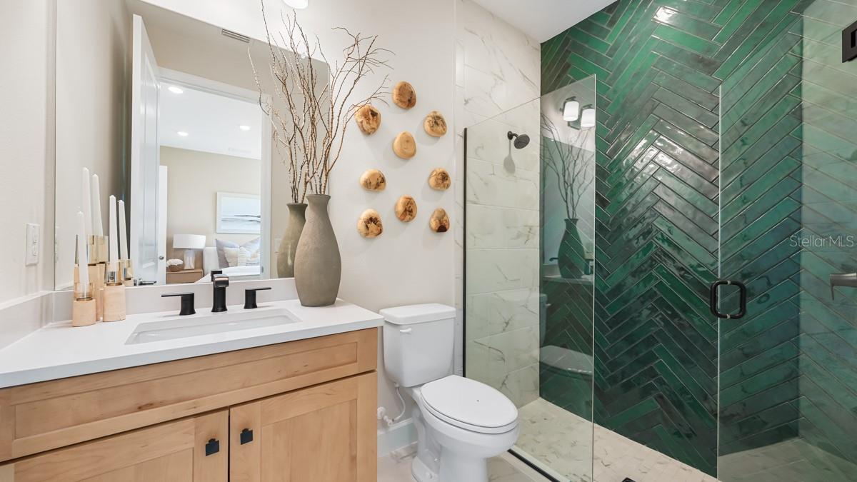 Image 18 of 29 For 35056 Emberview Drive