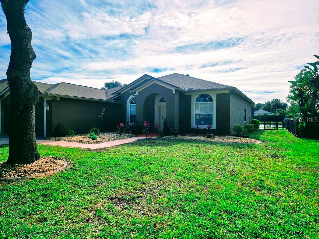 Details for 19111 Fern Meadow Loop, LUTZ, FL 33558