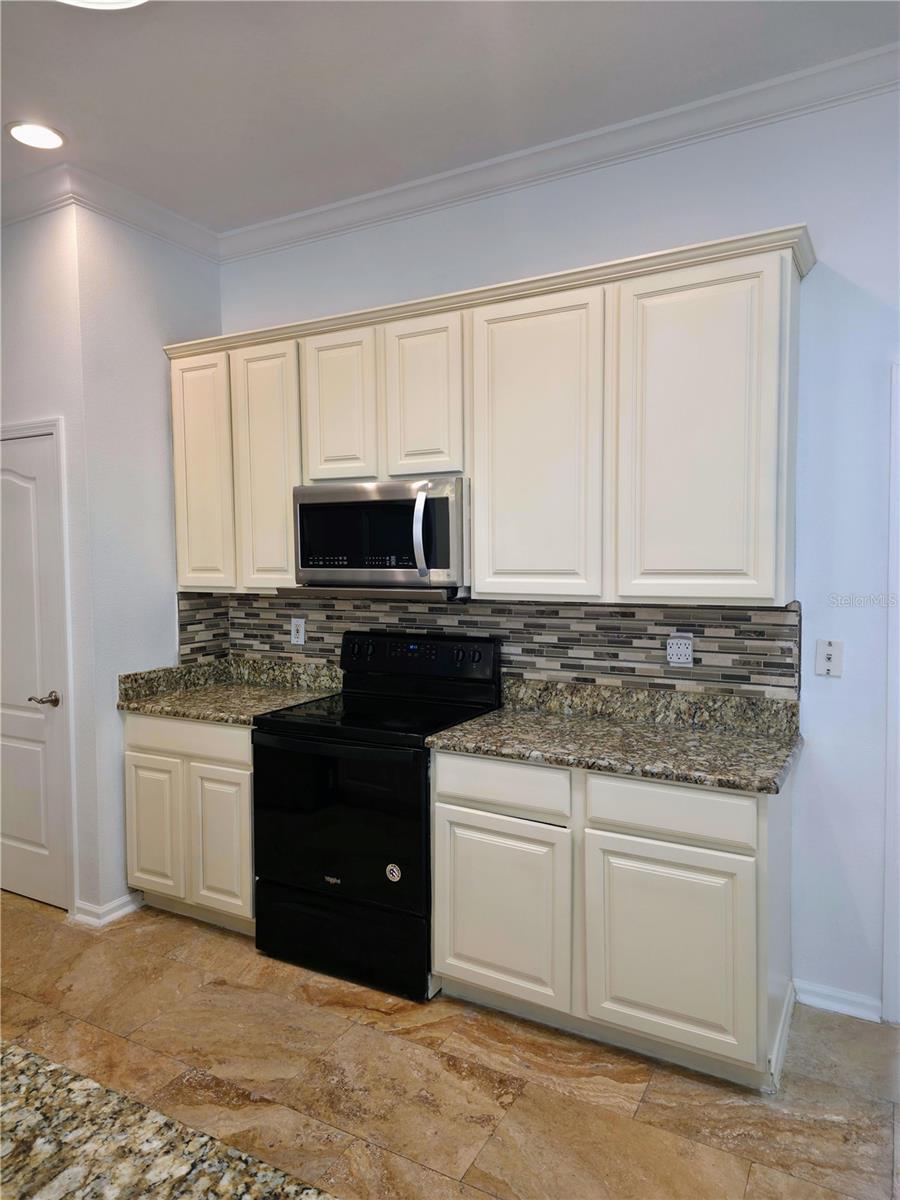 Image 13 of 43 For 19111 Fern Meadow Loop