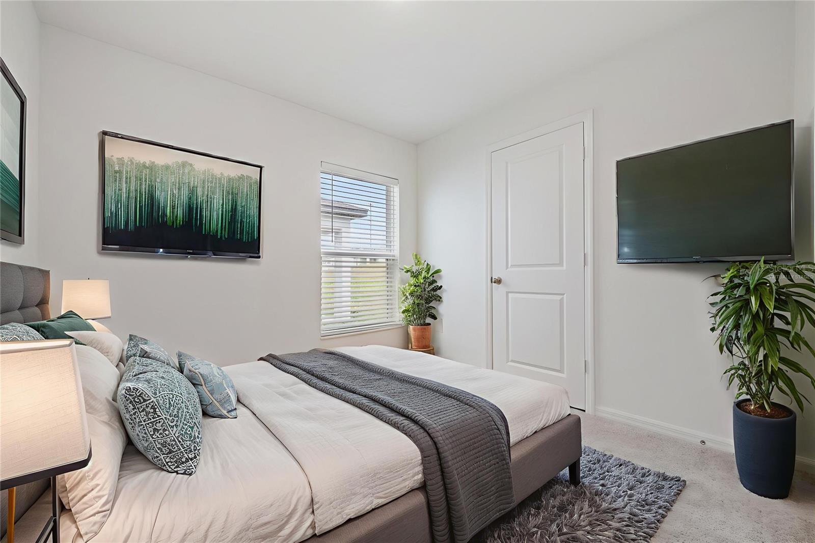 Image 18 of 31 For 29159 Fedora Circle