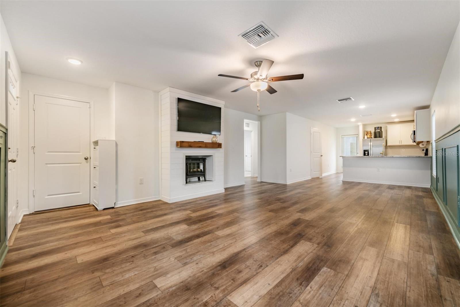 Image 4 of 31 For 29159 Fedora Circle