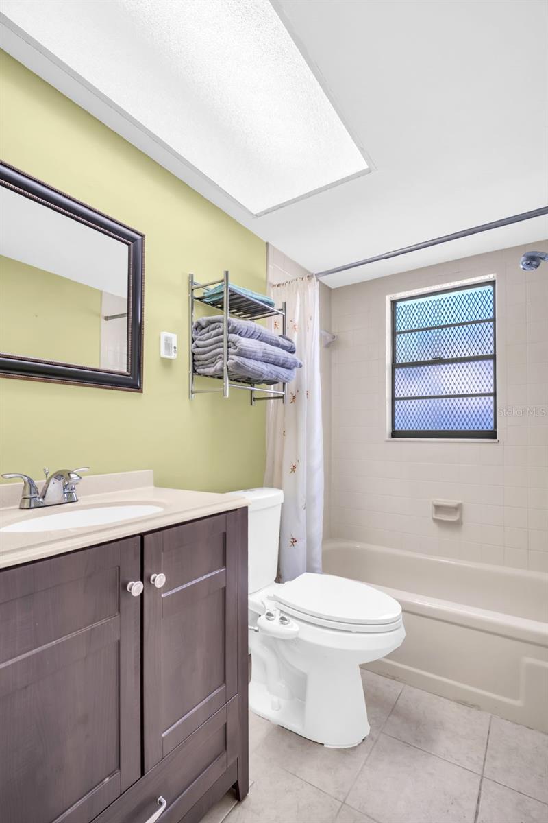 Image 20 of 36 For 6494 59th Court N