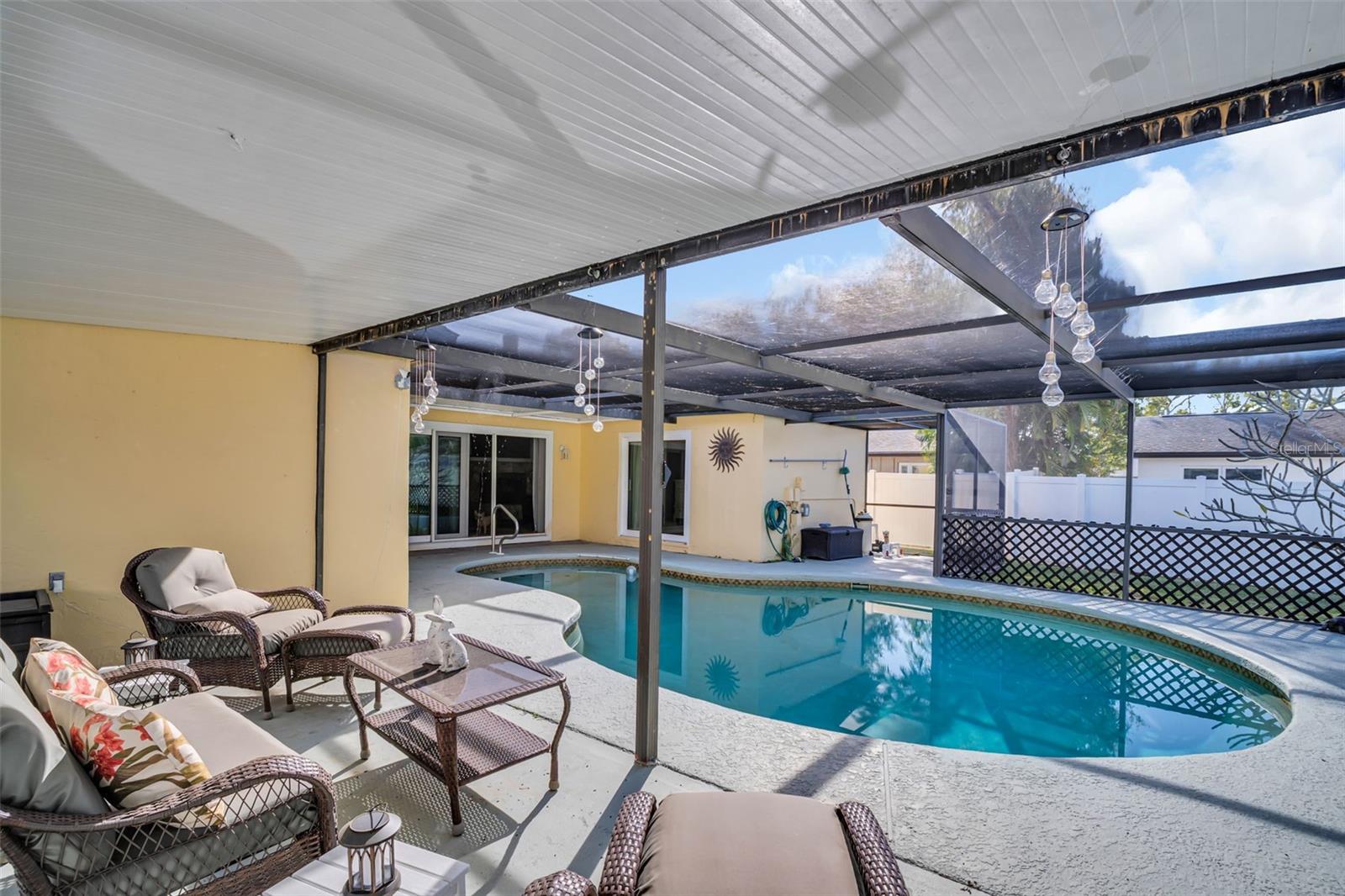 Image 26 of 36 For 6494 59th Court N