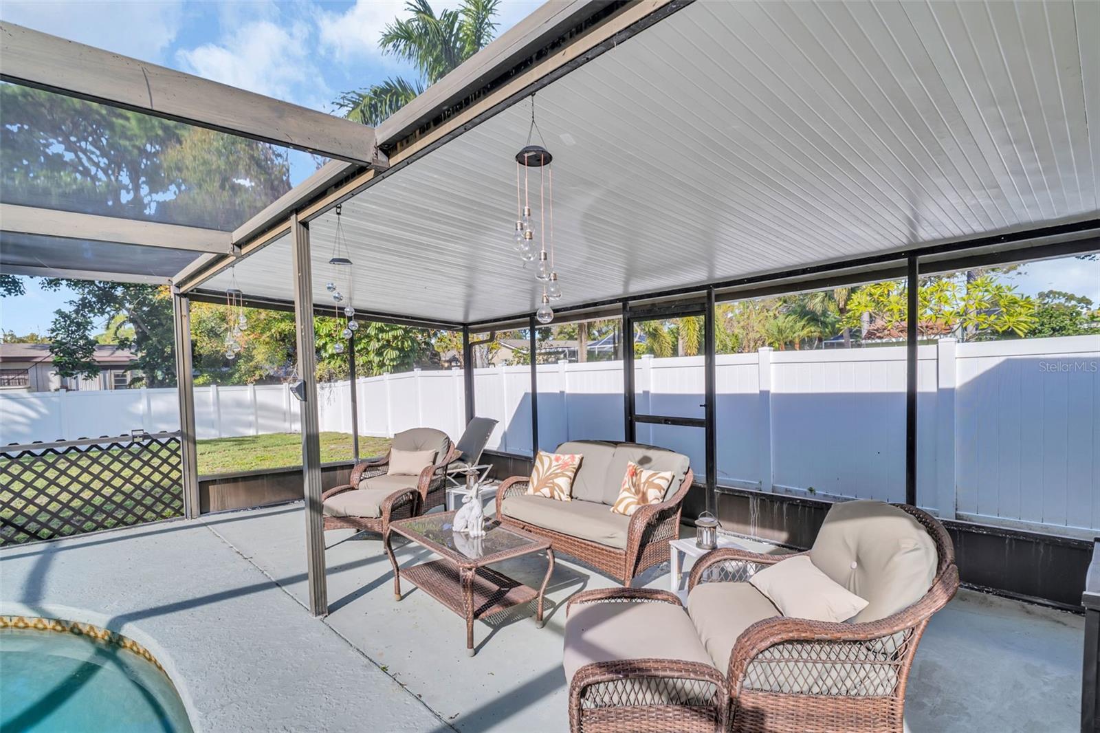 Image 27 of 36 For 6494 59th Court N