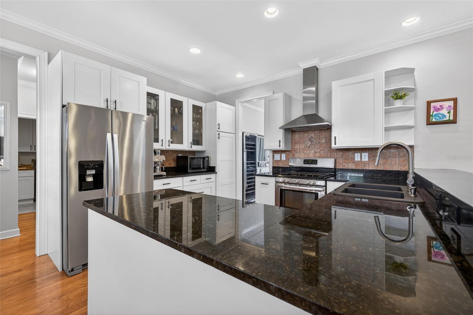 Image 11 of 52 For 3117 Euclid Avenue