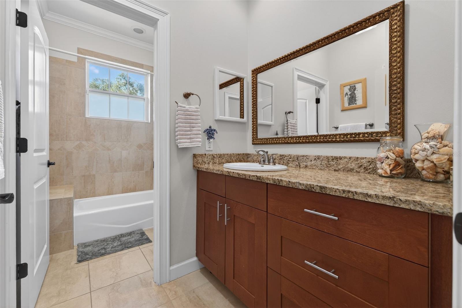 Image 25 of 52 For 3117 Euclid Avenue