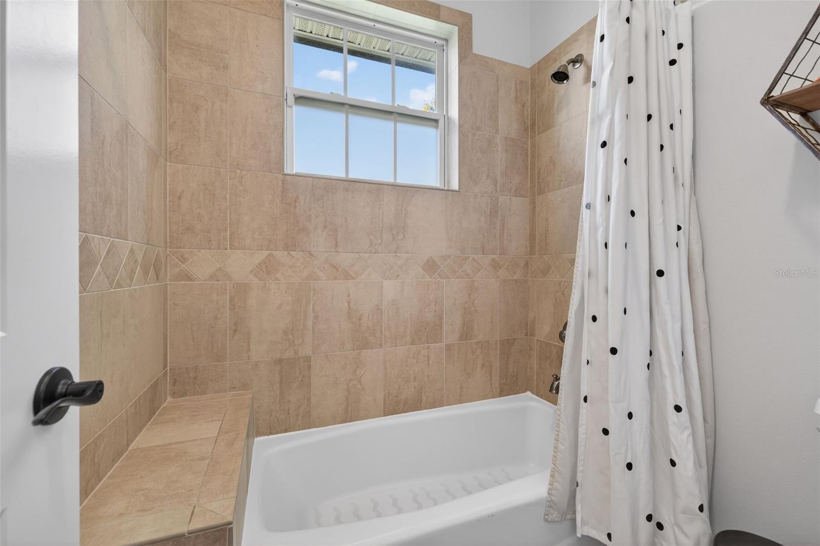 Image 26 of 52 For 3117 Euclid Avenue