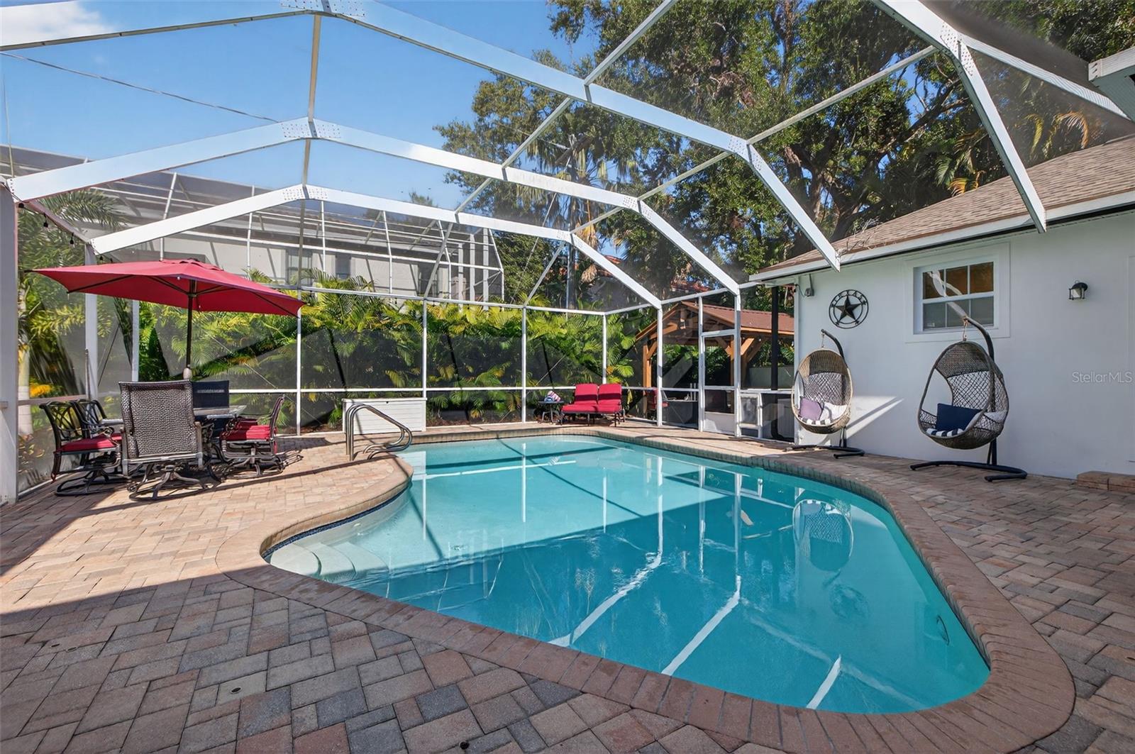 Image 31 of 52 For 3117 Euclid Avenue