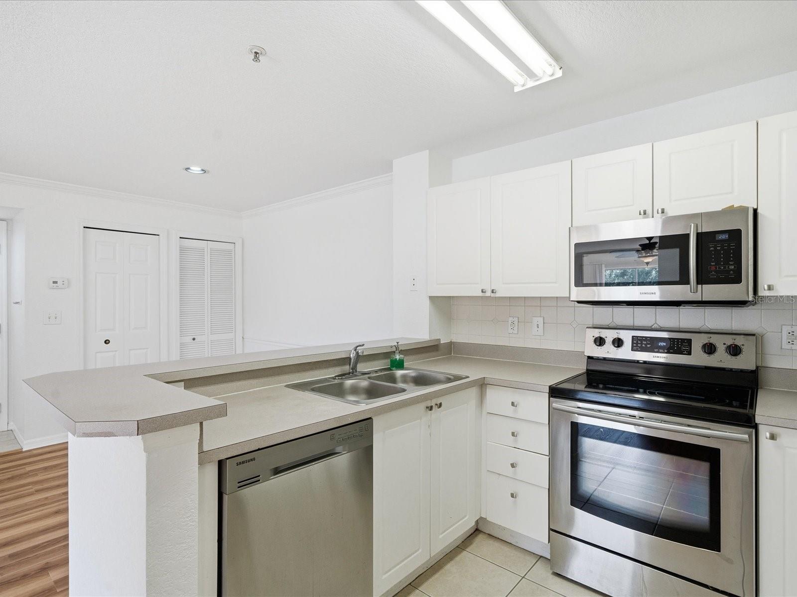 Image 15 of 44 For 4209 Woodstorks Walk Way 1204