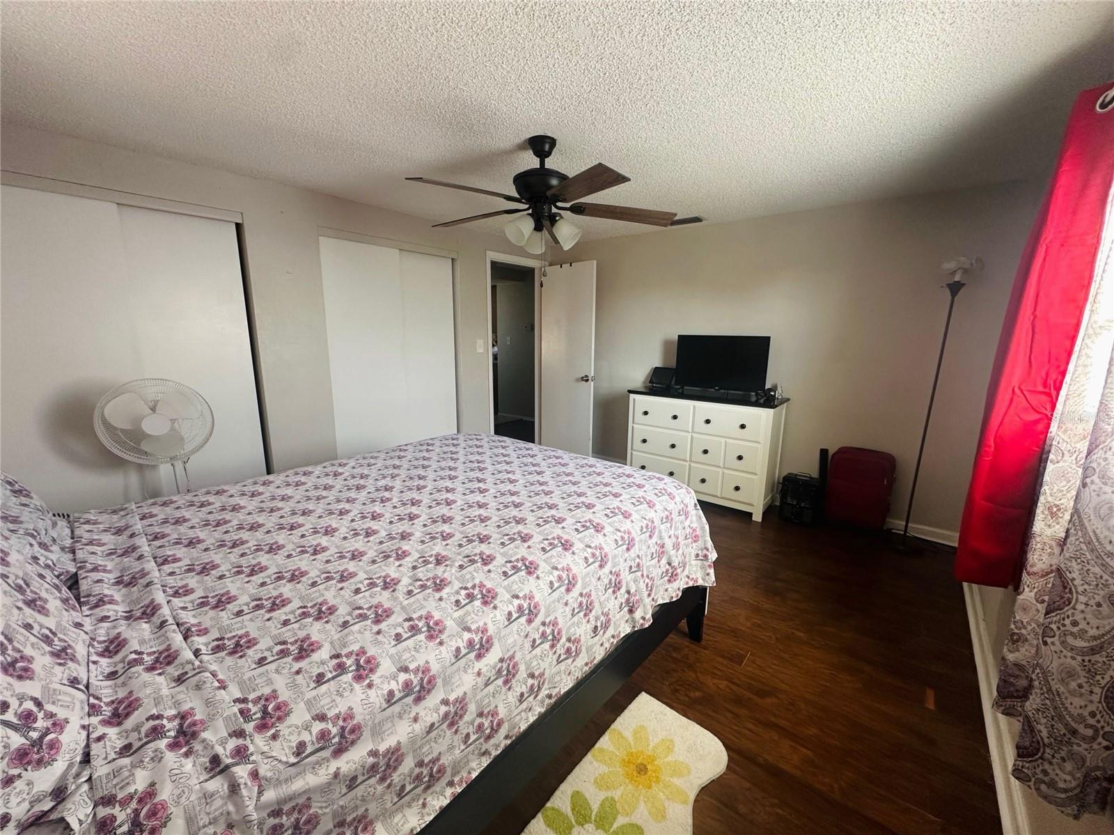 Image 11 of 30 For 3347 Roxbury Drive