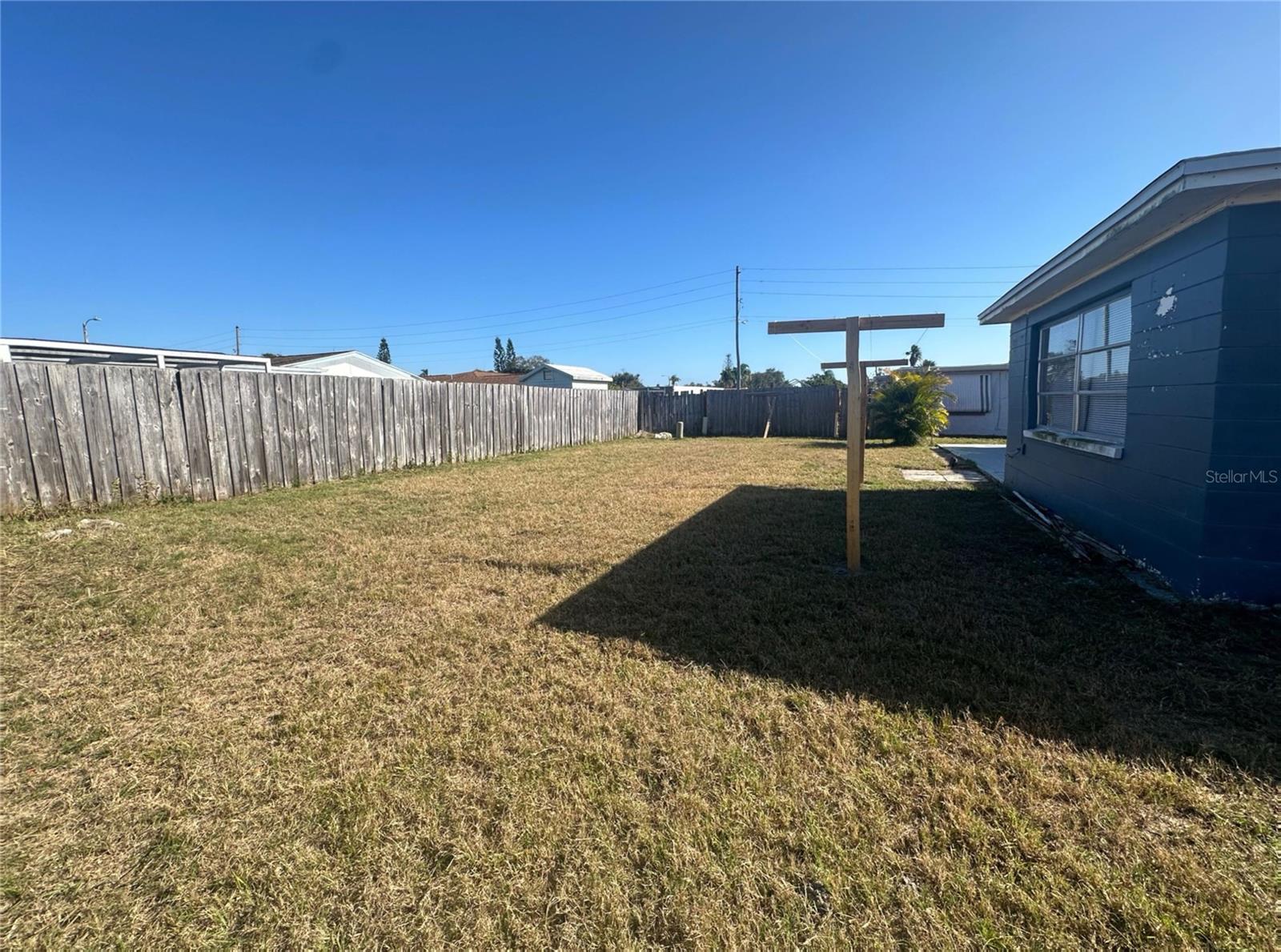 Image 28 of 30 For 3347 Roxbury Drive