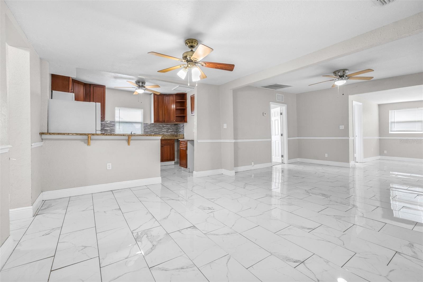 Image 15 of 54 For 440 L B Brown Avenue