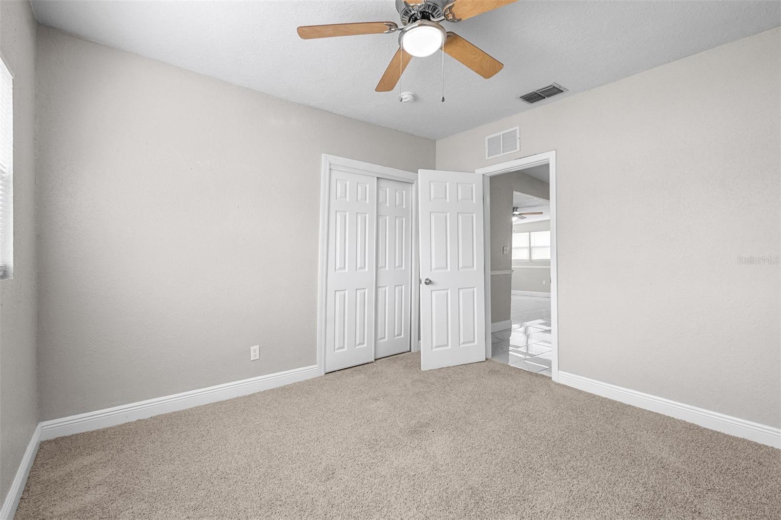 Image 26 of 54 For 440 L B Brown Avenue