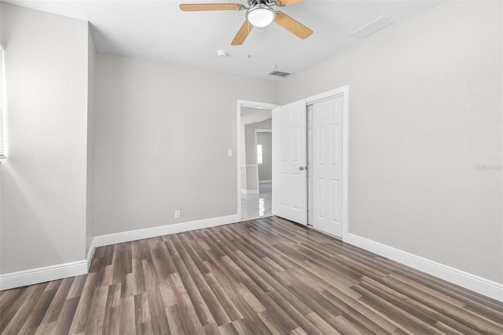 Image 31 of 54 For 440 L B Brown Avenue