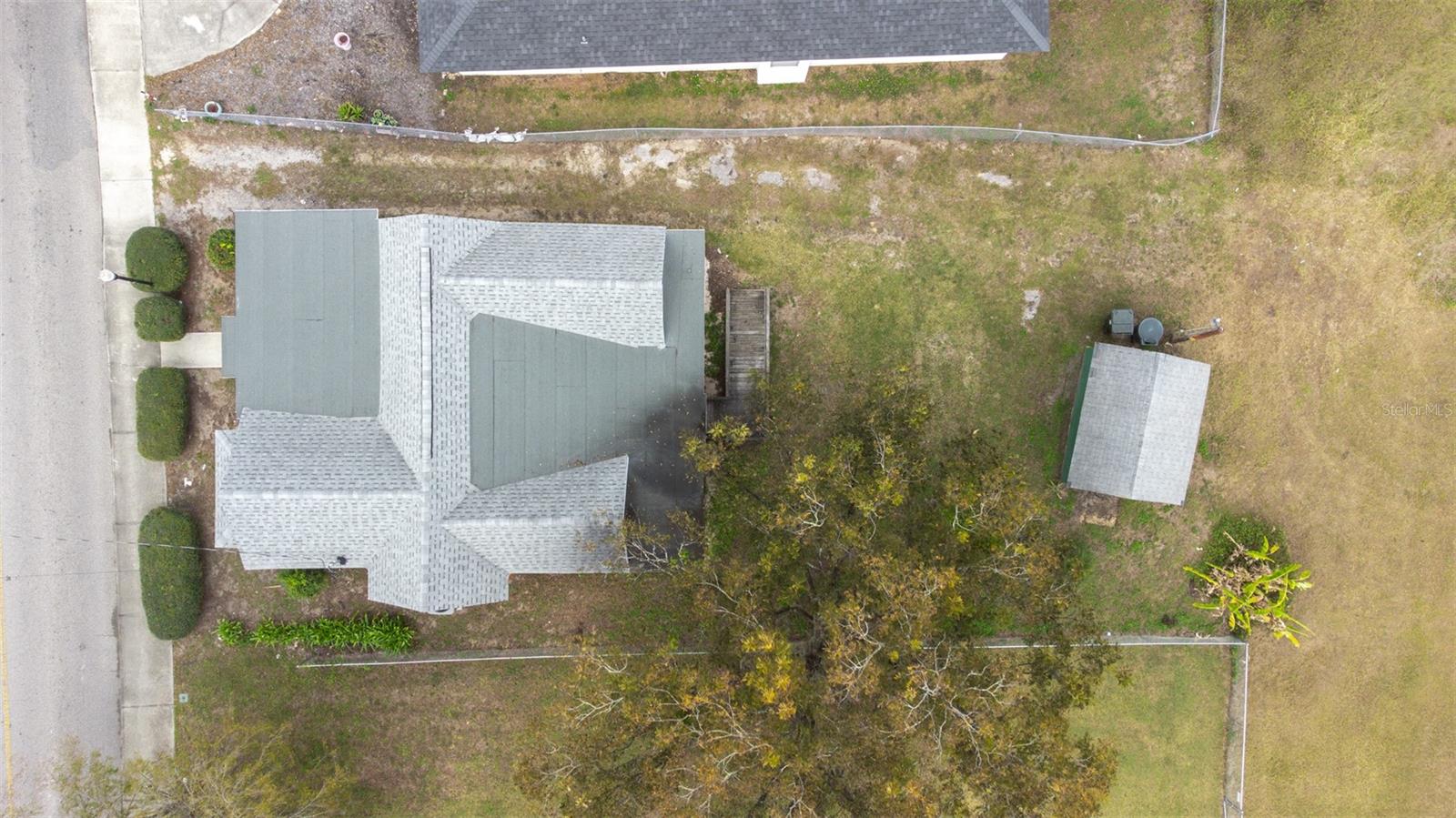 Image 42 of 54 For 440 L B Brown Avenue