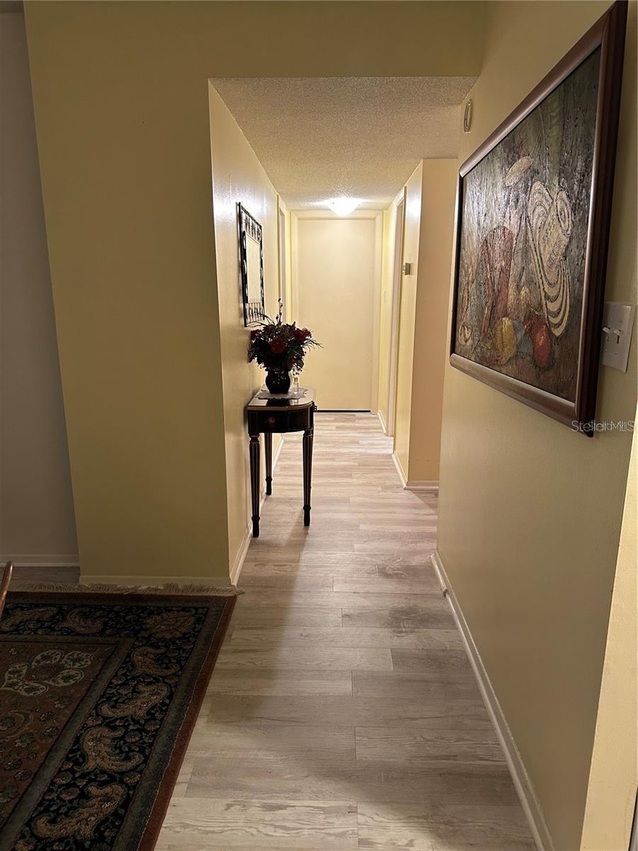 Image 15 of 28 For 500 Osceola Avenue 403