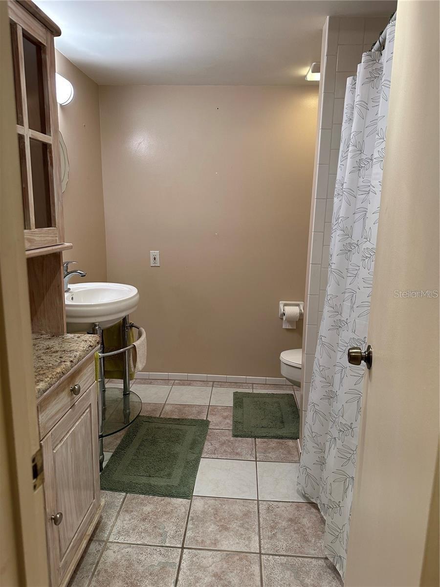 Image 18 of 28 For 500 Osceola Avenue 403