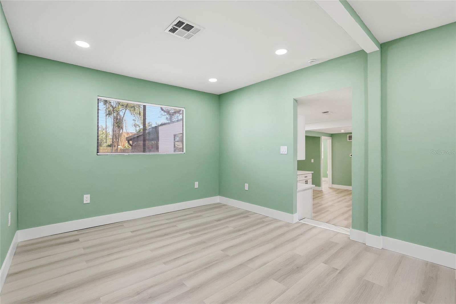 Image 10 of 41 For 12313 Taliaferro Avenue