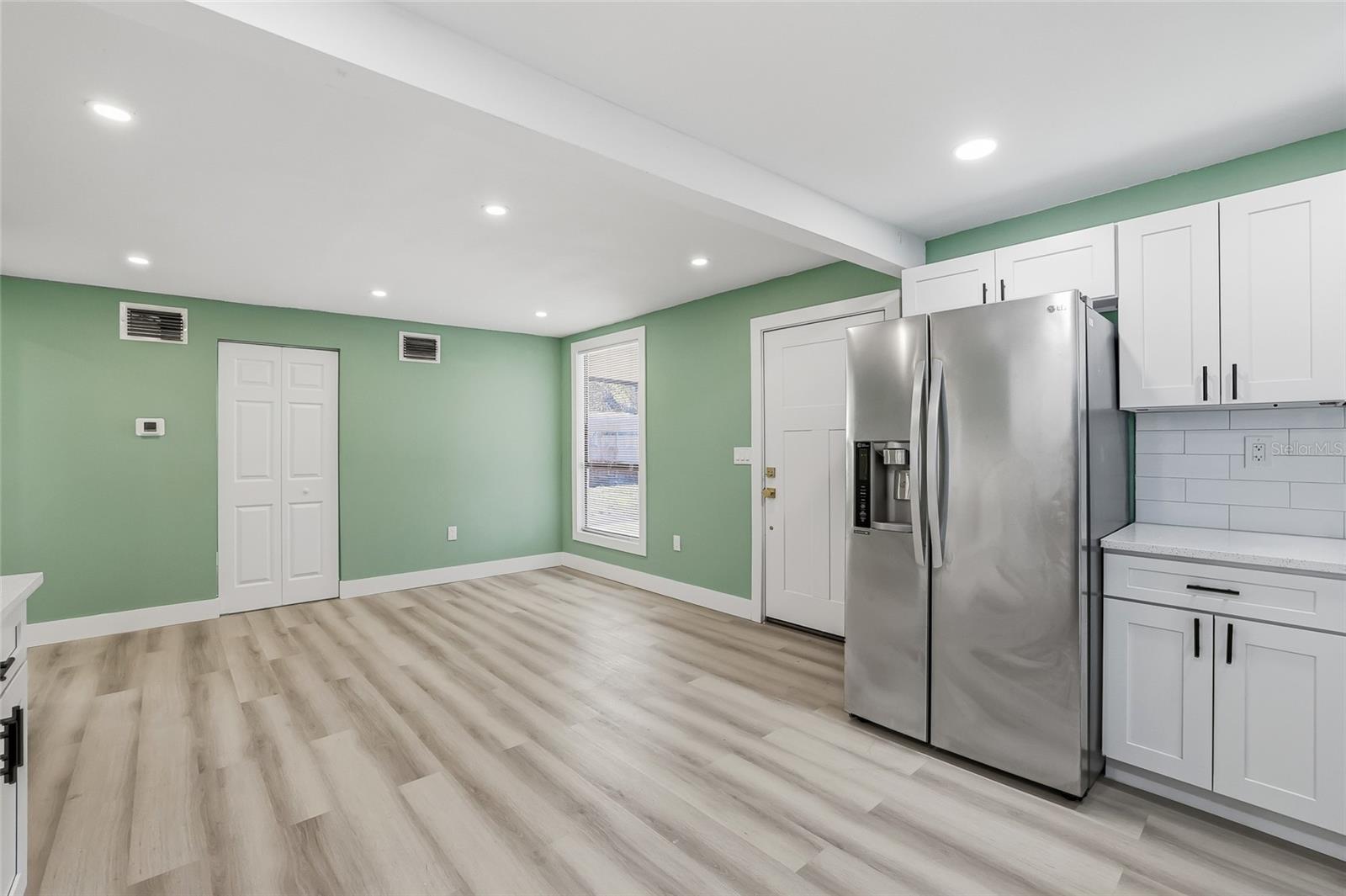 Image 19 of 41 For 12313 Taliaferro Avenue