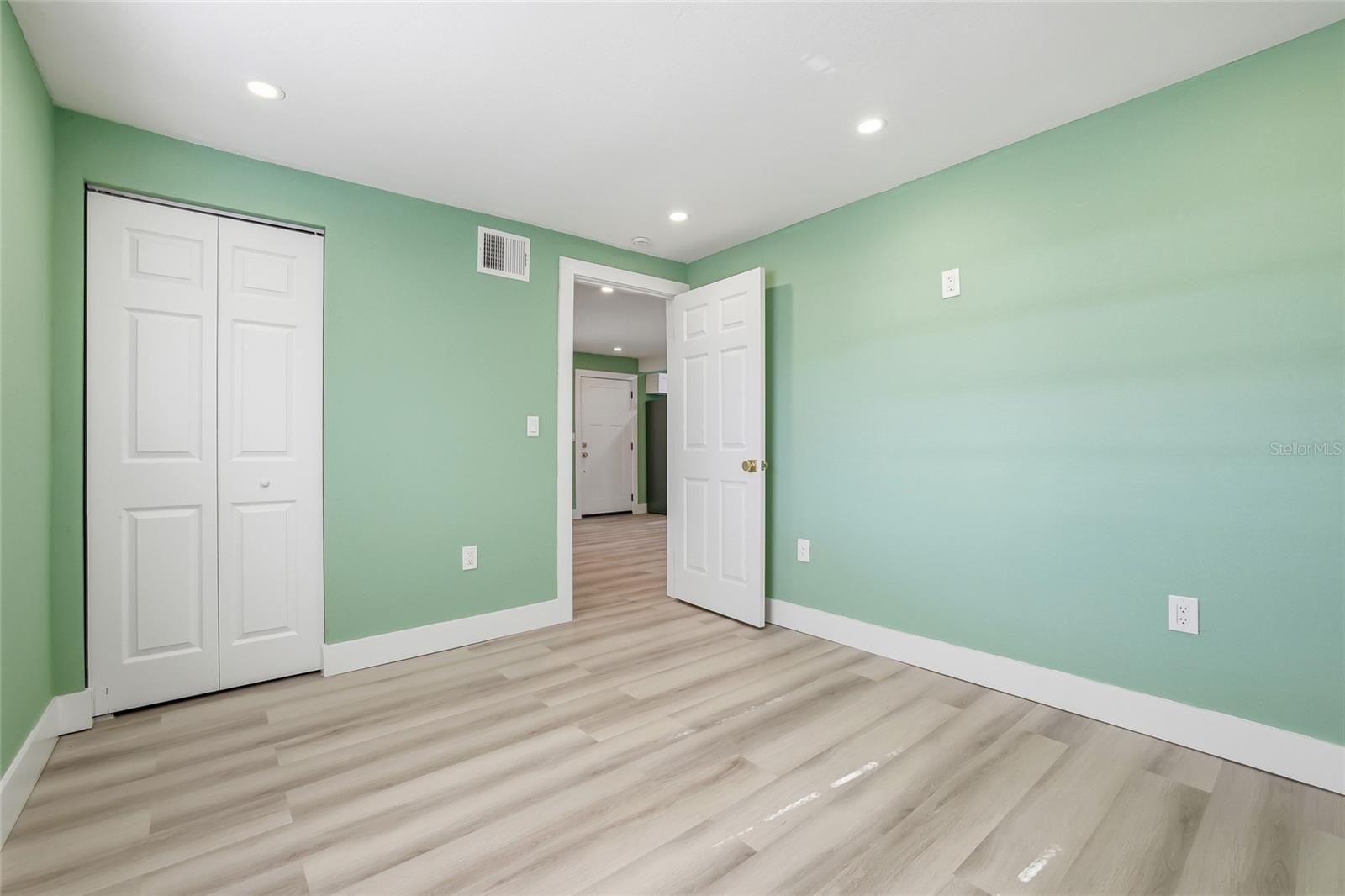 Image 33 of 41 For 12313 Taliaferro Avenue