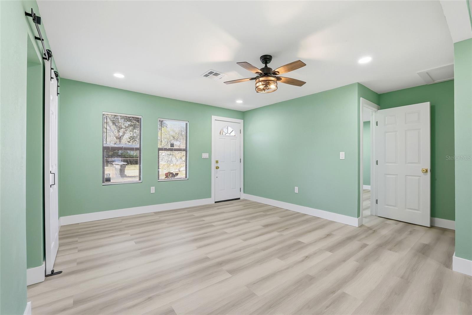 Image 9 of 41 For 12313 Taliaferro Avenue