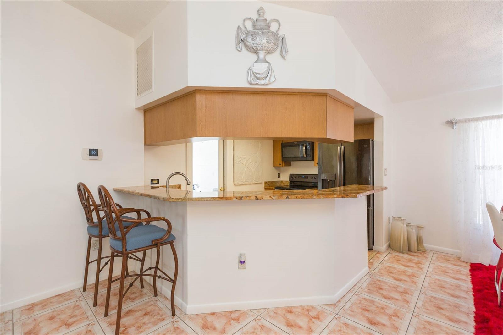 Image 14 of 35 For 2212 Columbus Drive