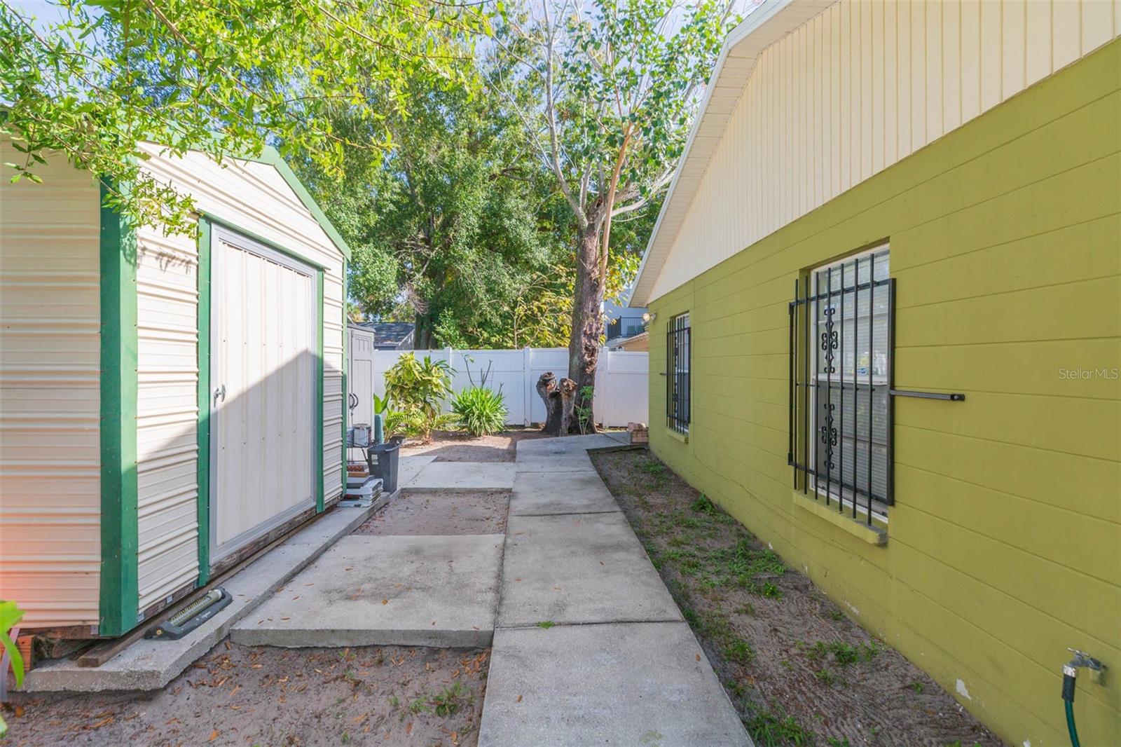 Image 30 of 35 For 2212 Columbus Drive