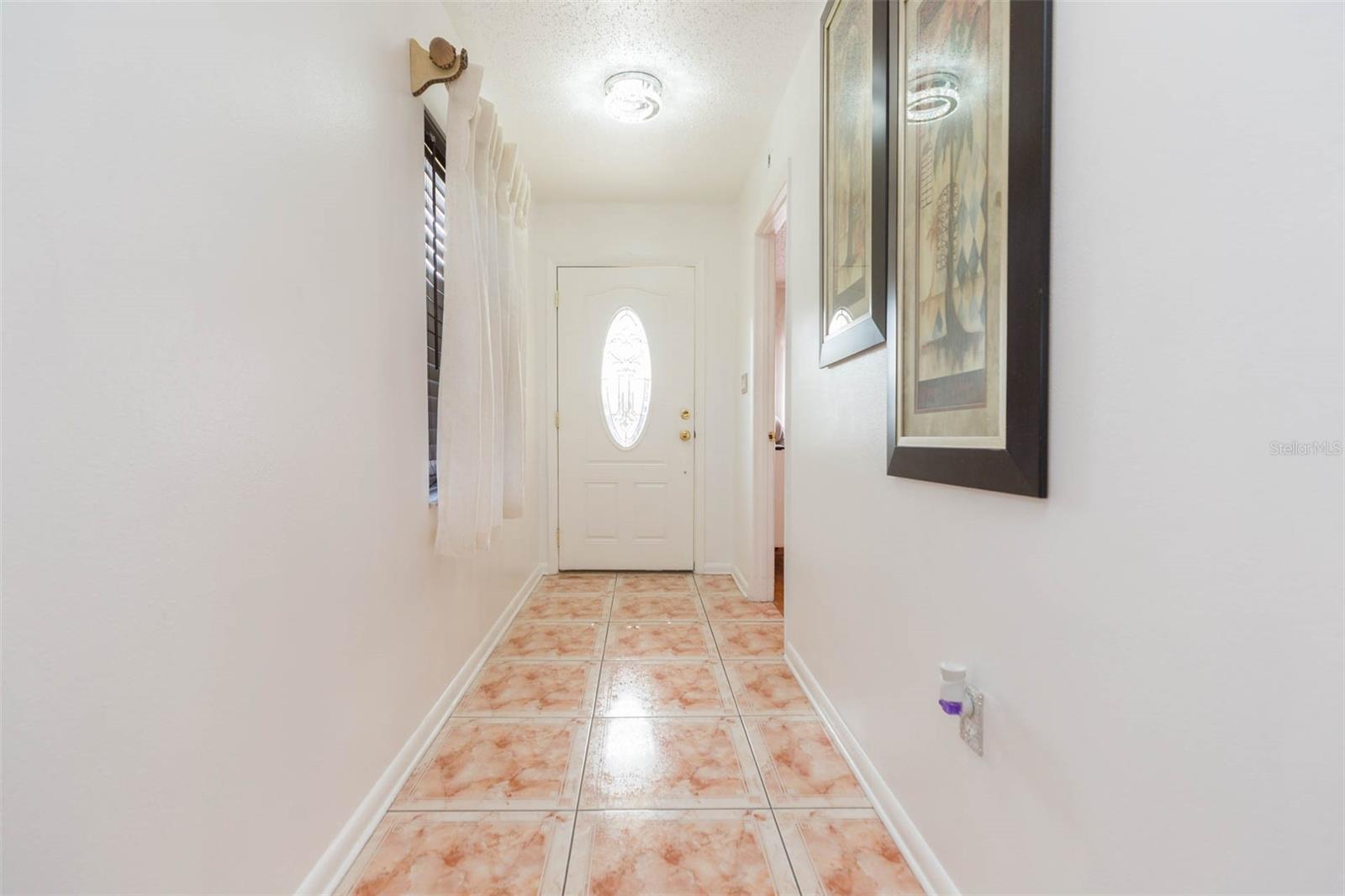 Image 5 of 35 For 2212 Columbus Drive