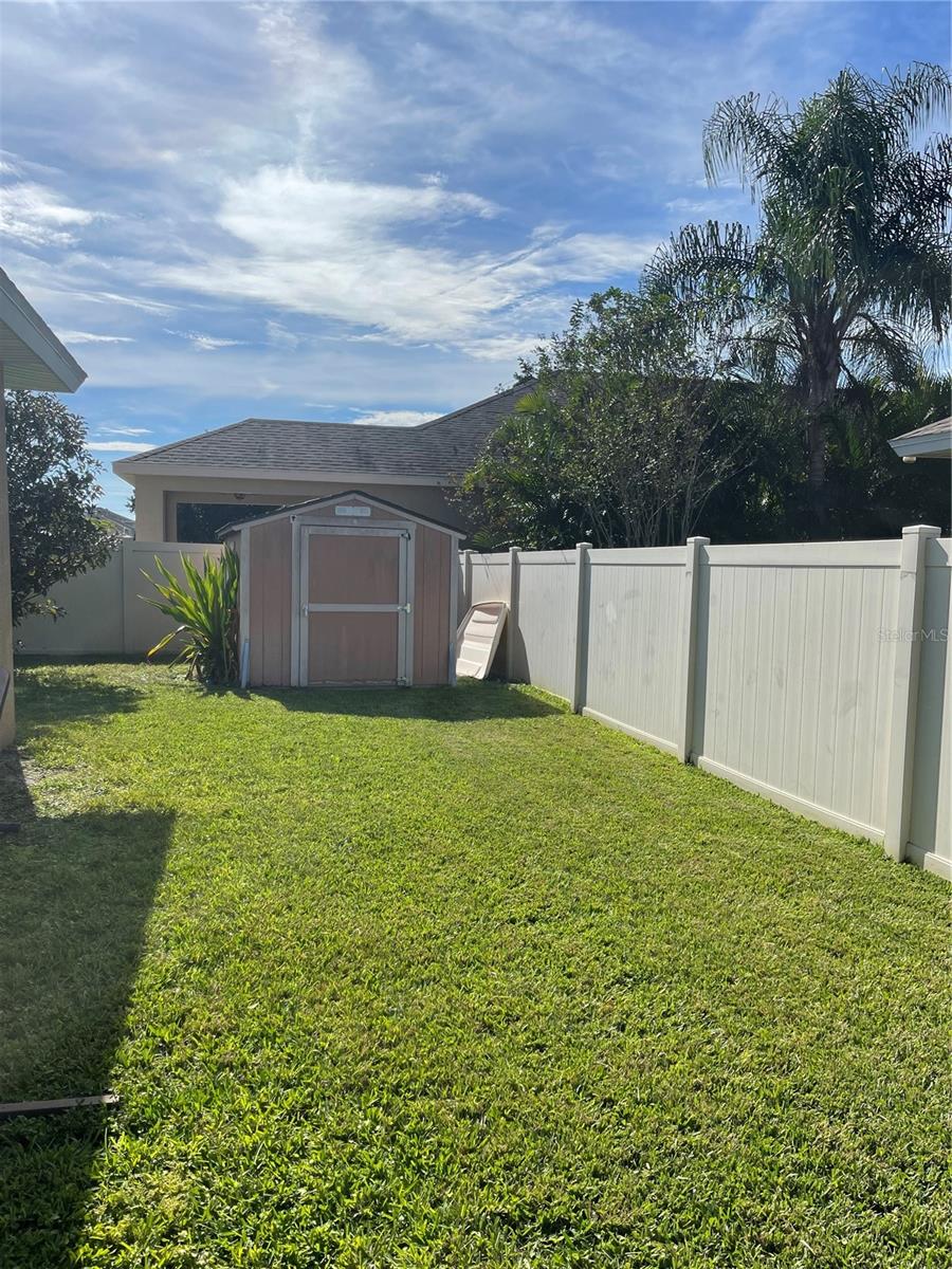 Image 36 of 37 For 12012 Whistling Wind Drive