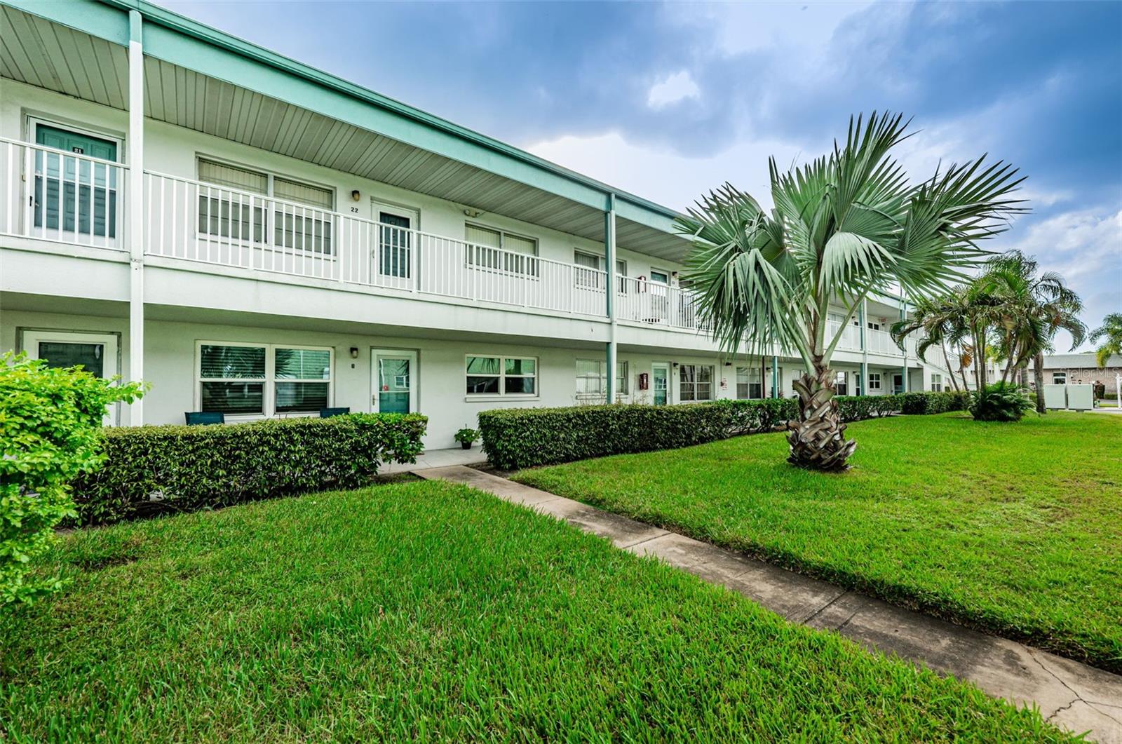 Details for 5267 81st Street N 8, ST PETERSBURG, FL 33709