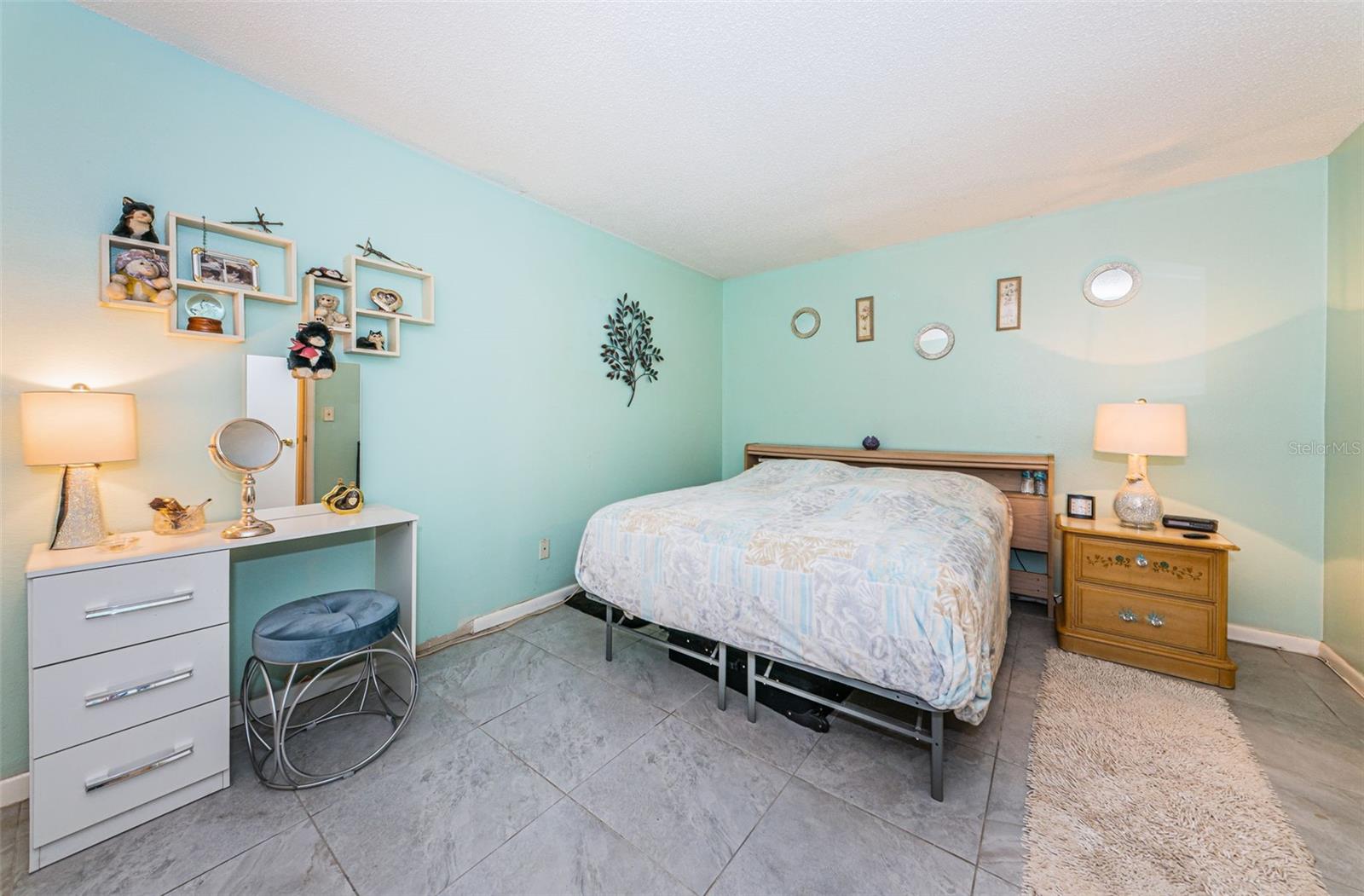 Image 21 of 52 For 5267 81st Street N 8