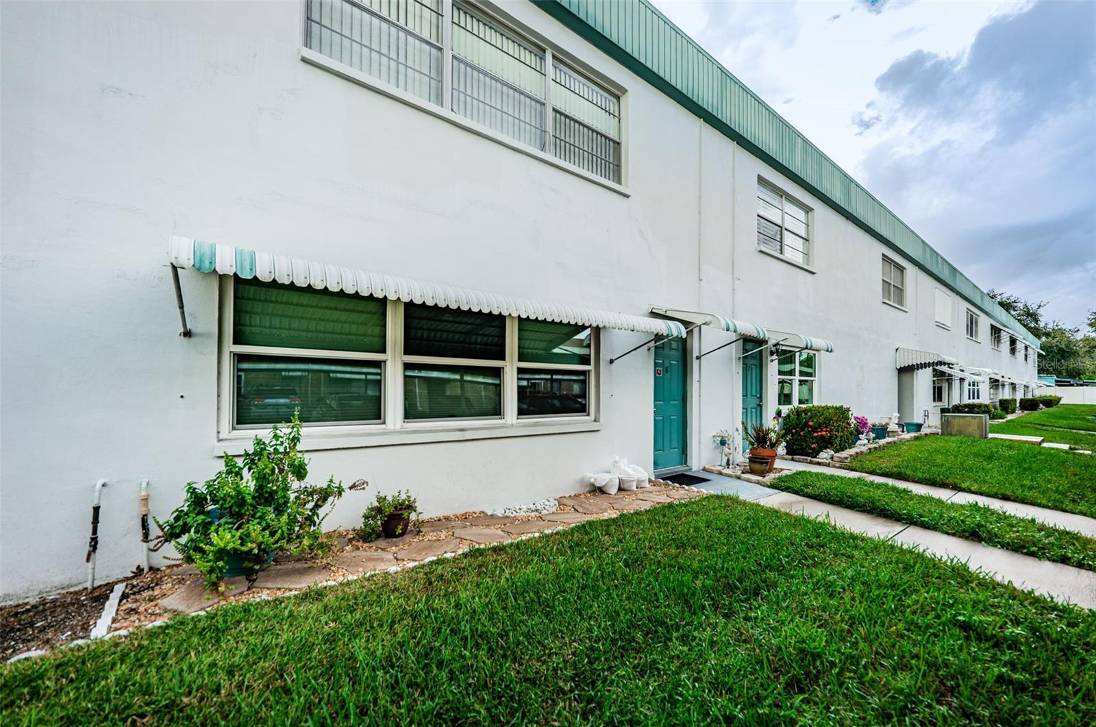 Image 28 of 52 For 5267 81st Street N 8