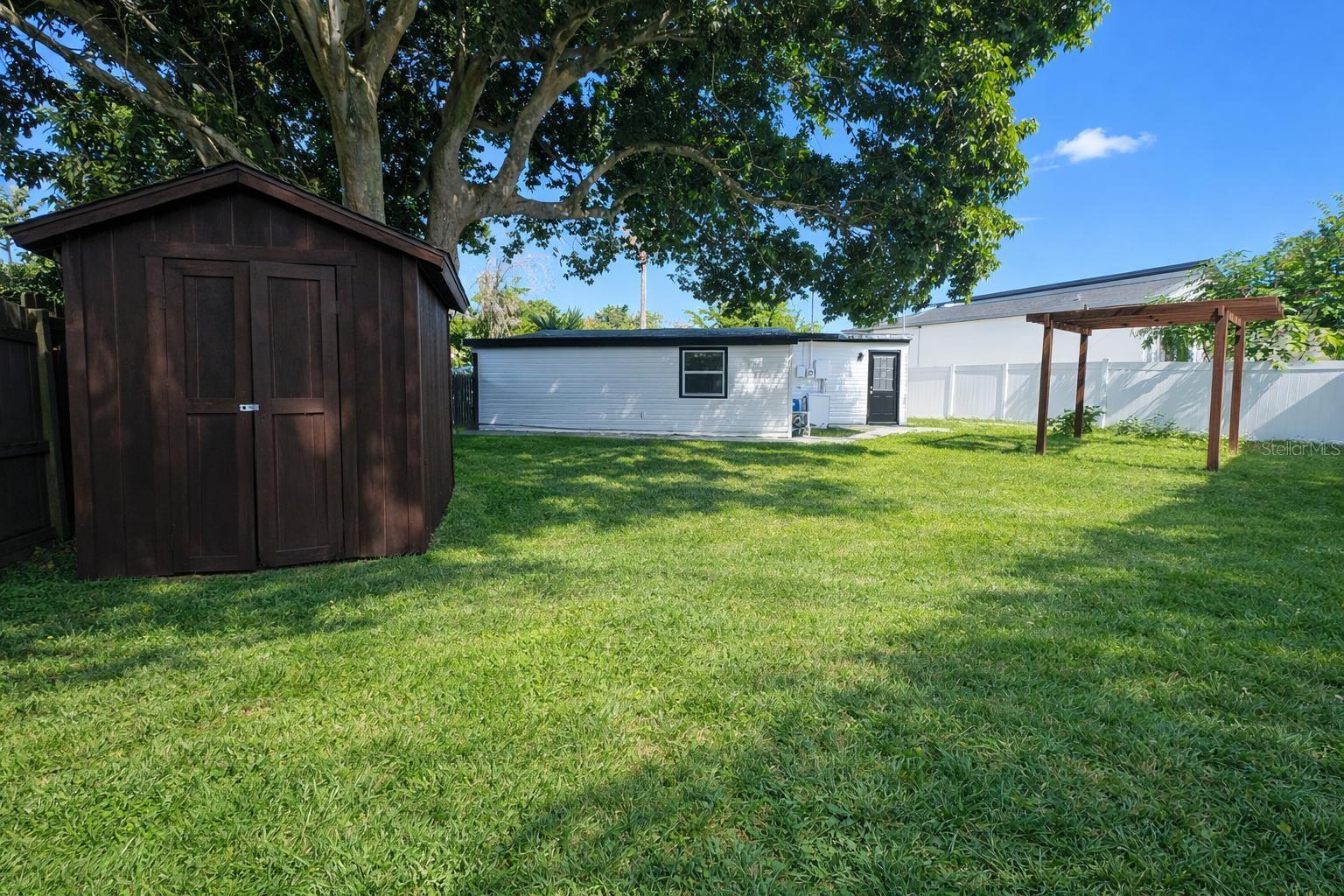 Image 12 of 12 For 6580 10th Avenue Terrace S