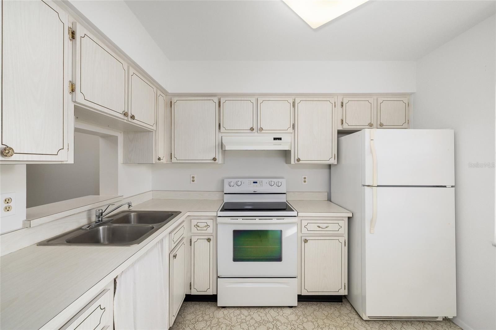 Image 6 of 27 For 1701 Pinehurst Road 24e