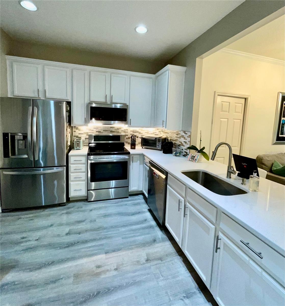 Image 6 of 25 For 1110 119th Terrace N