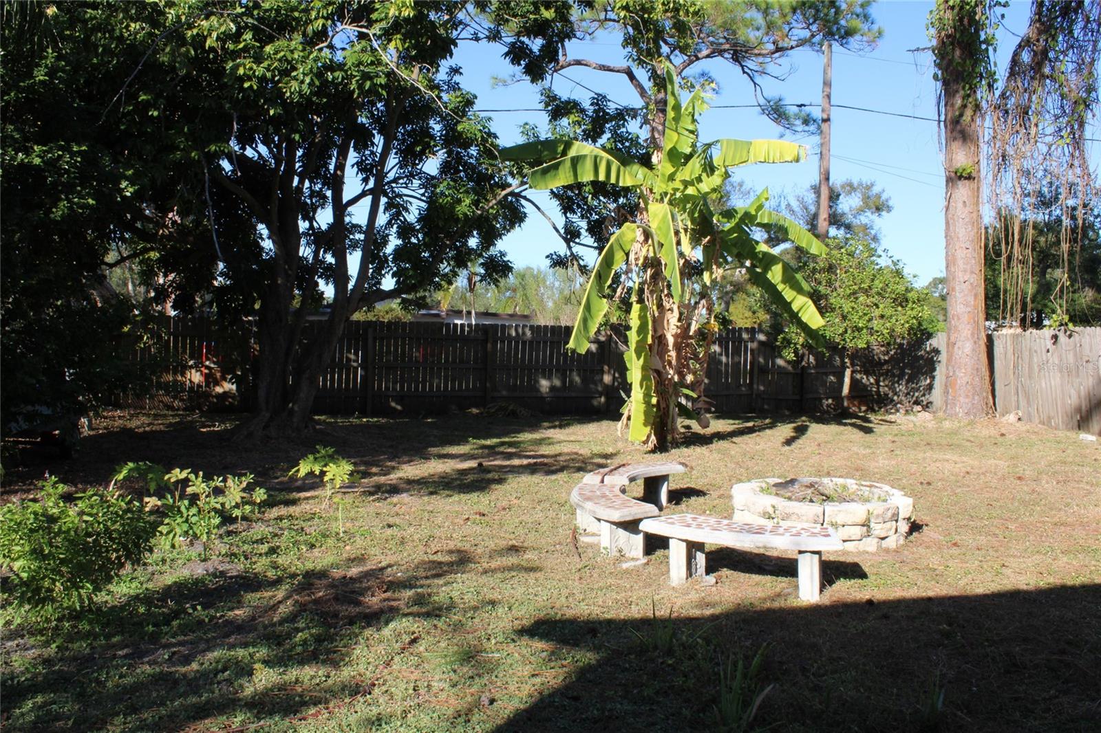 Image 9 of 12 For 6121 56th Avenue N