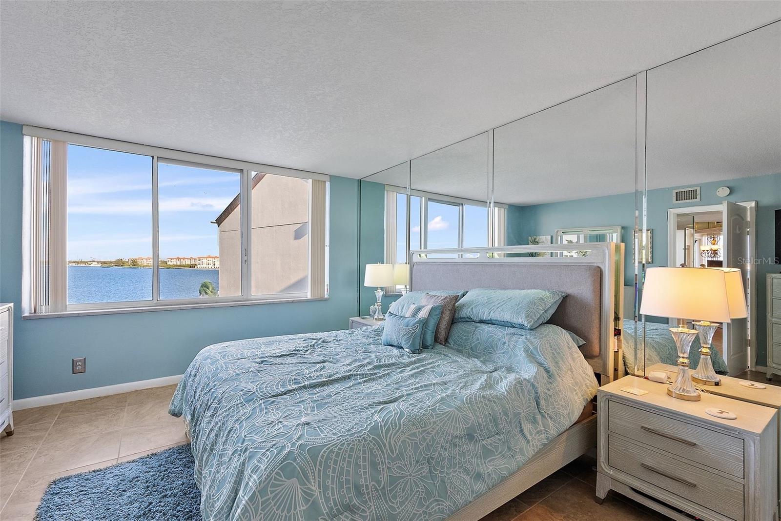 Image 18 of 36 For 5279 Isla Key Boulevard S 417