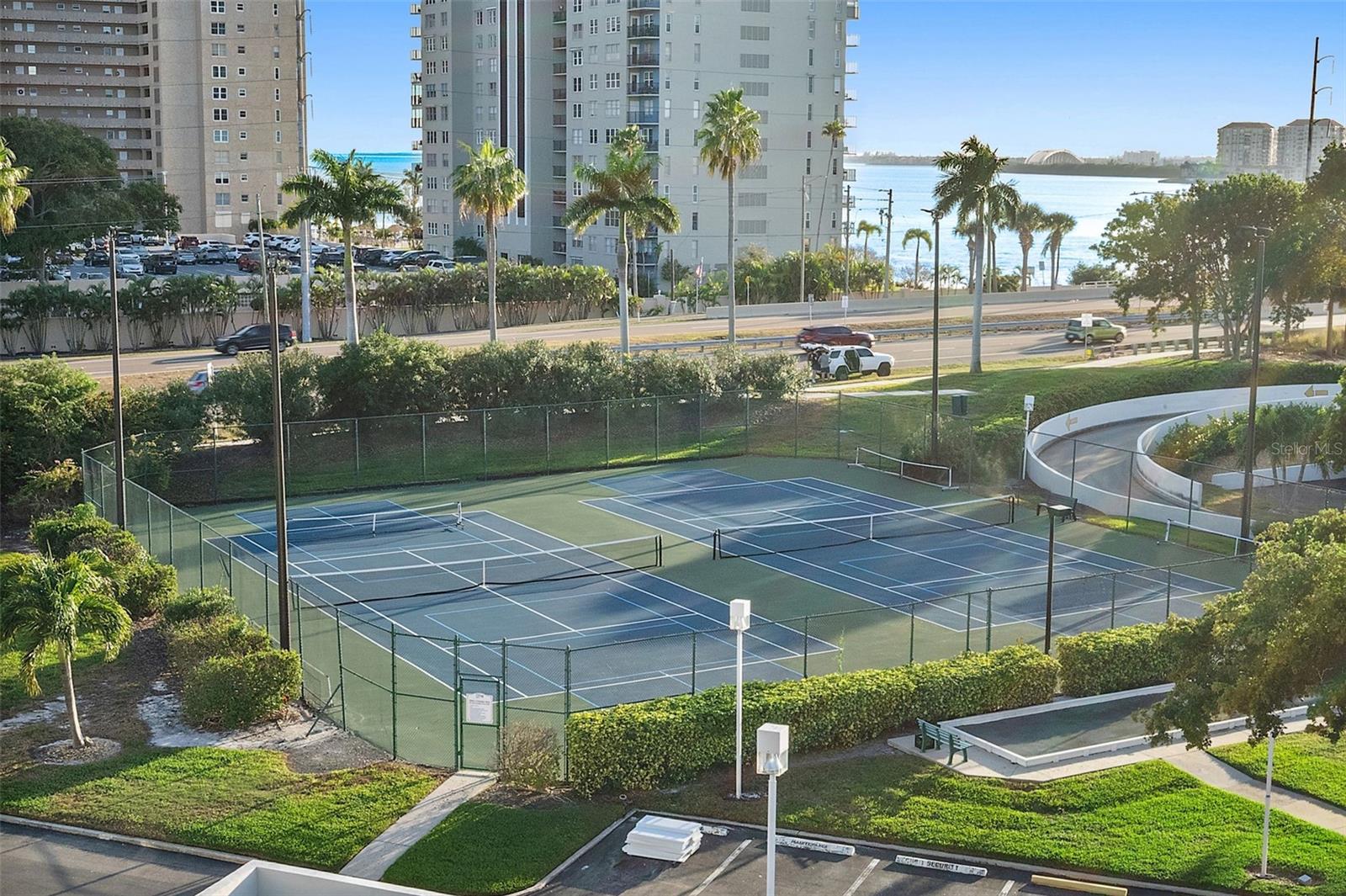 Image 29 of 36 For 5279 Isla Key Boulevard S 417